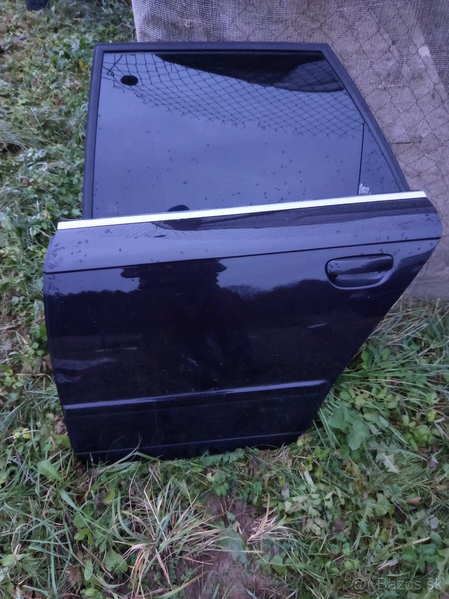 Dvere Audi A4B7 Avant LZ9X - 4