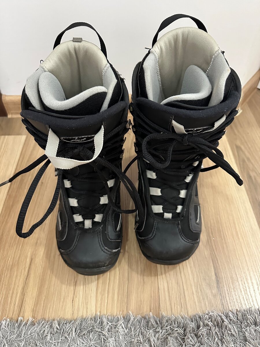 Topanky na snowboard - 4