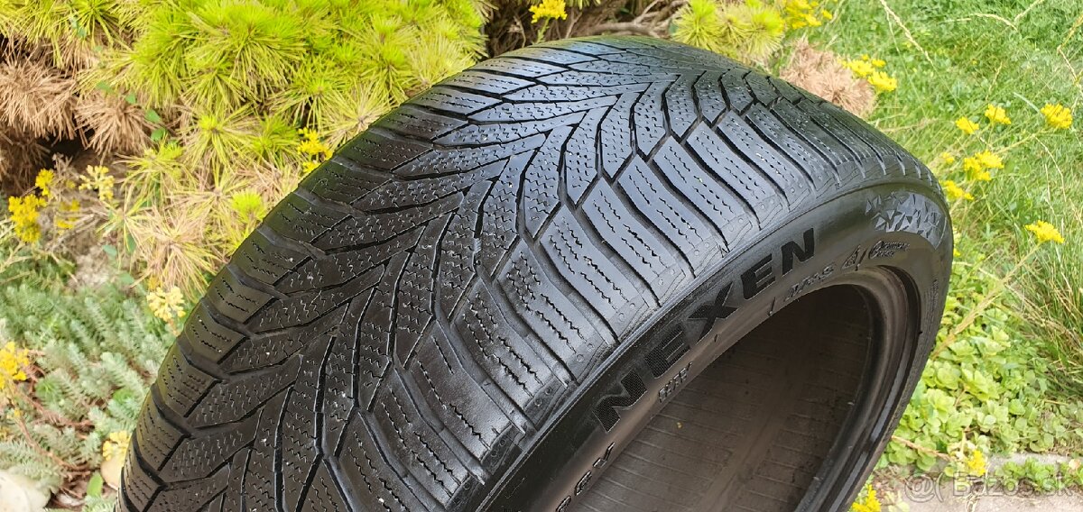 Nexen Winguard 235/45 R18 celorocna - 4