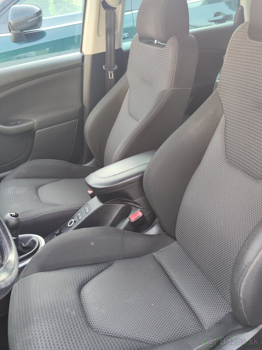 Predám seat altea XL - 4