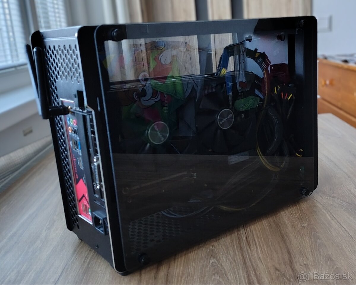 Kompaktné Mini-ITX PC | Ryzen 3 | 32GB RAM | 512GB SSD - 4