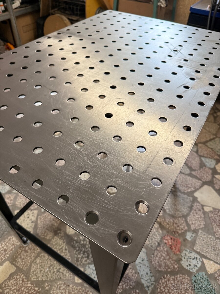 Zvárací stôl 90x60 - 4