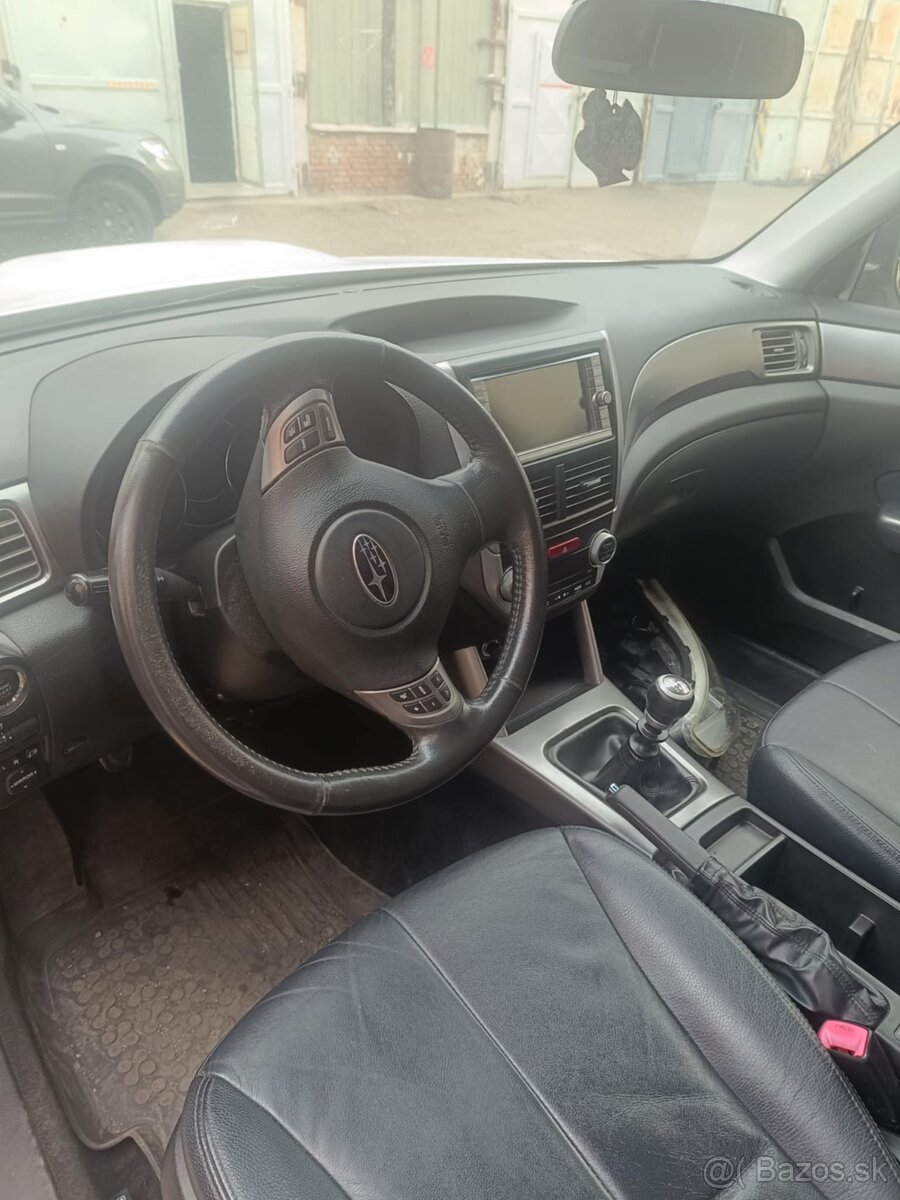 Subaru Forester 2012 - 4