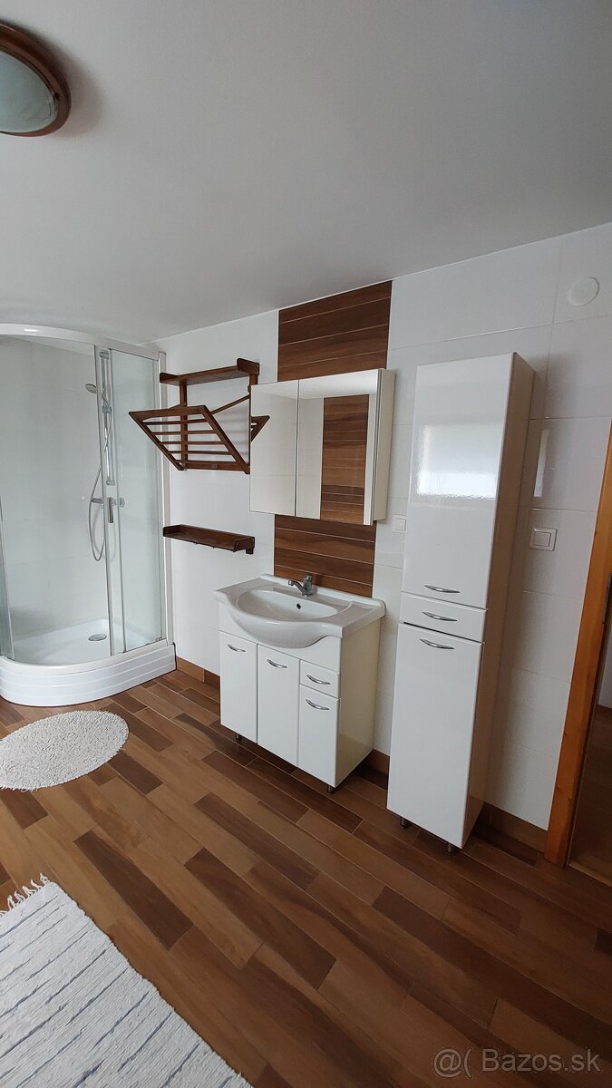 2 spalne, kuchyno-obyvacka, zahrada - 4