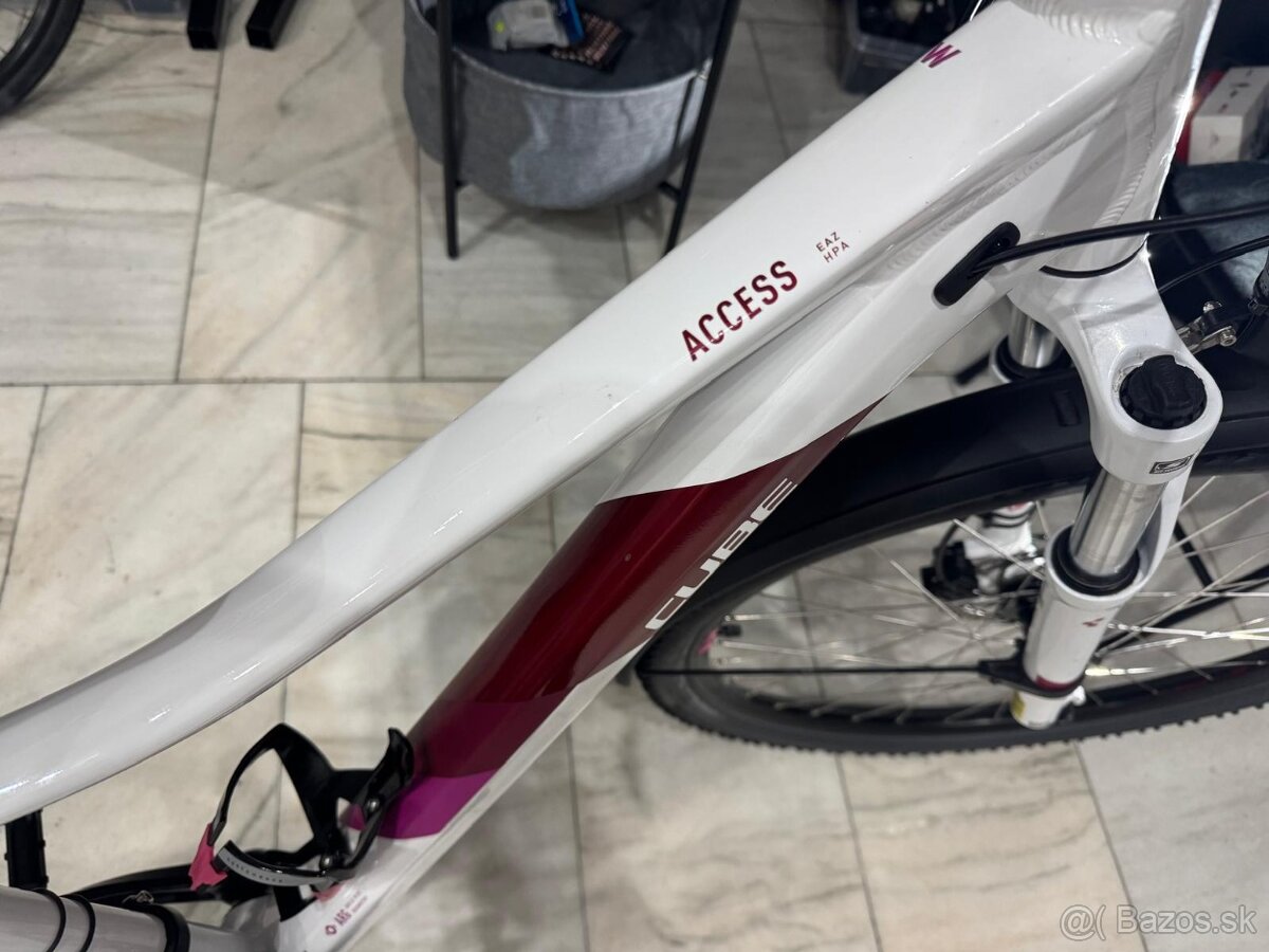 Cube Access W - 27,5" - 4