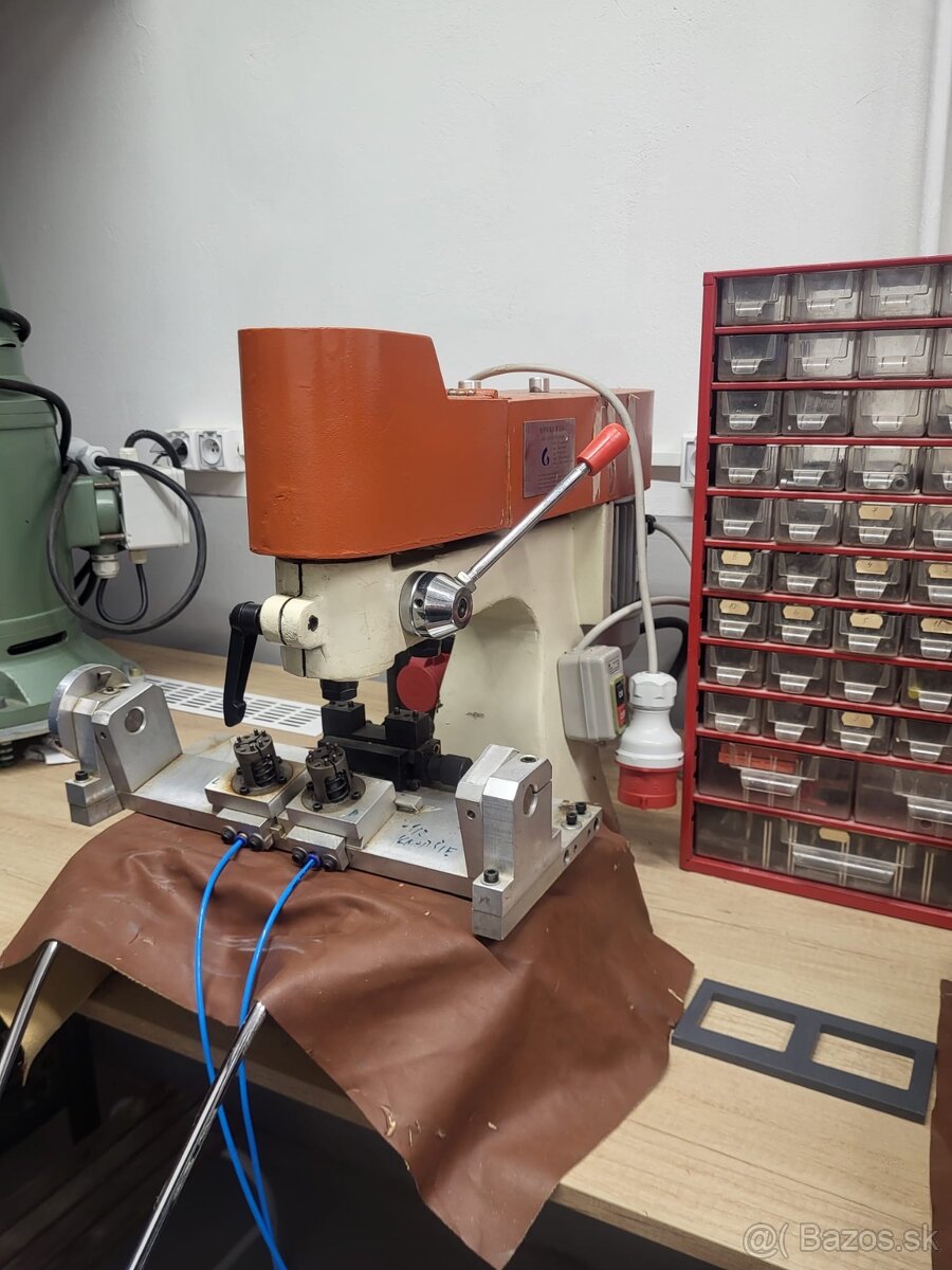 Výrobná linka na výrobu plastových okuliarov - 4