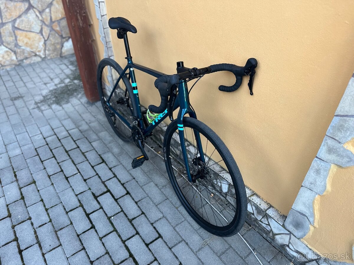 Trek Checkpoint ALR 4 - 4