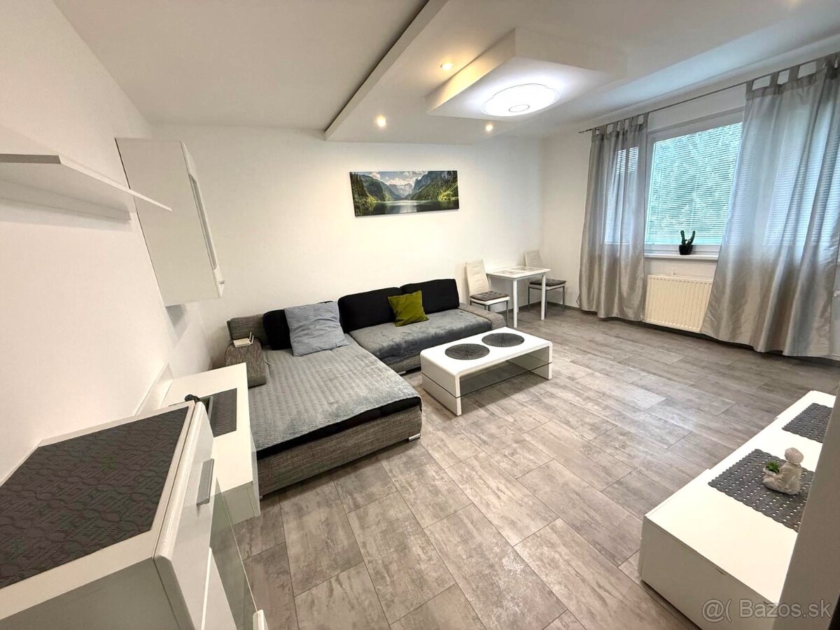 PRENÁJOM: MODERNE ZREKONŠTRUOVANÝ 2-IZBOVÝ BYT NA ROZKVETE - 4