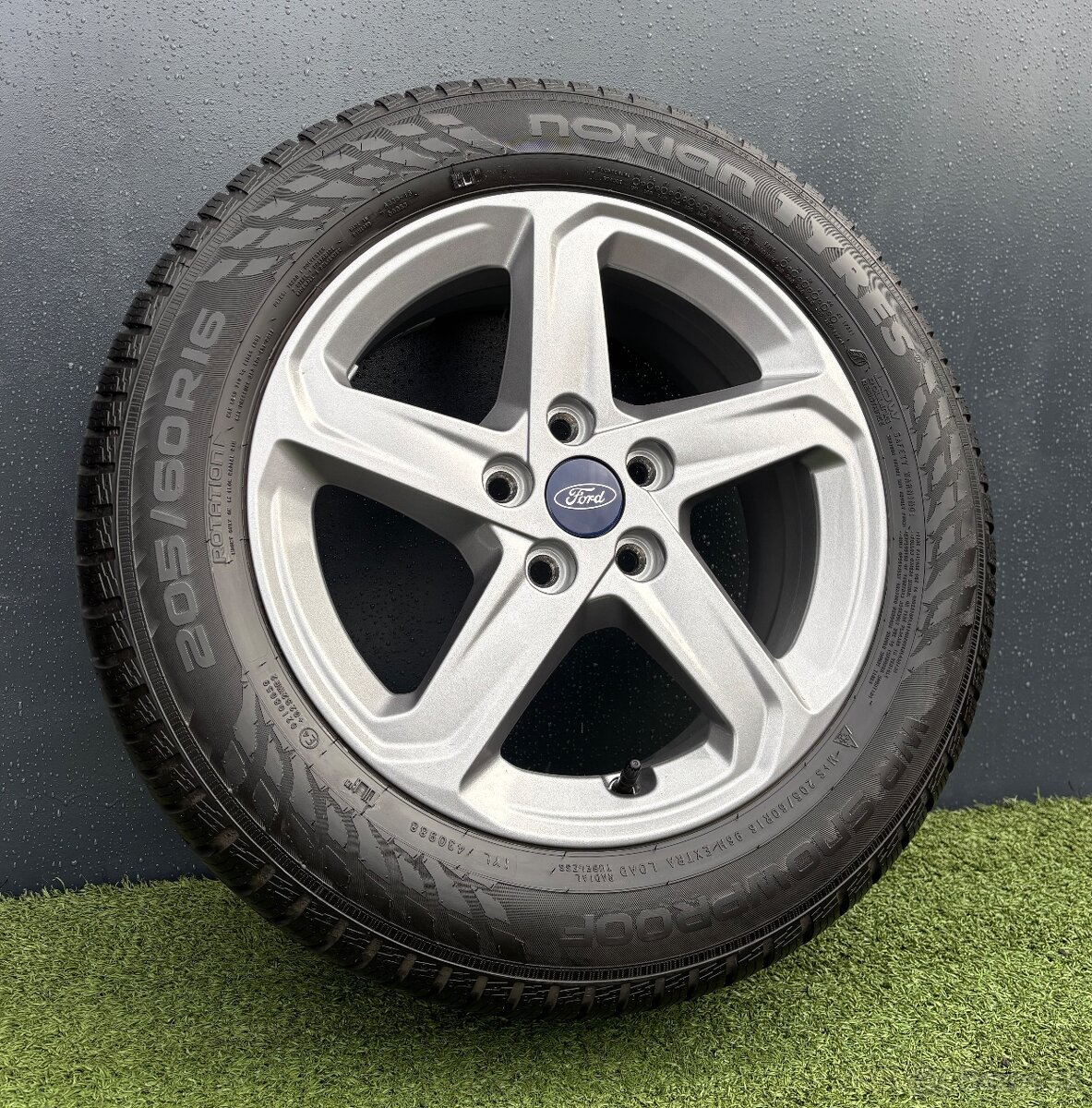 Originální Alu kola Ford Focus 205/60/16 TOP zimni vzorek - 4