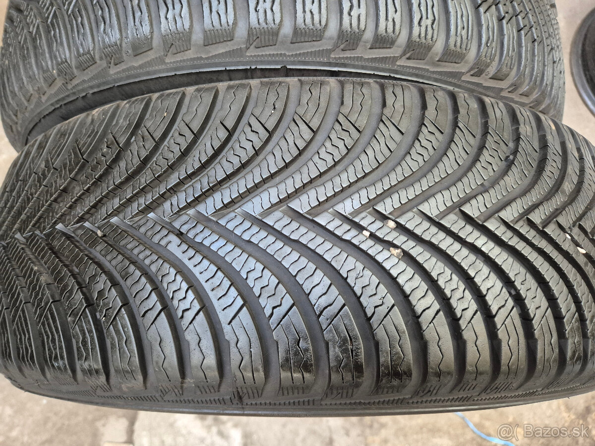 205/60 r16 zimné 4 ks MICHELIN dezén 8,2 - 4,7 mm - 4
