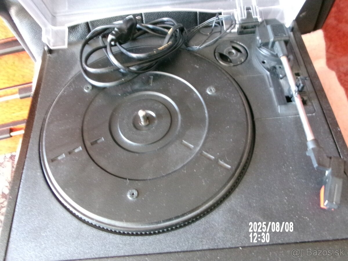 ORAVA retro RÁDIO s GRAMOFÓNOM na predaj - 4