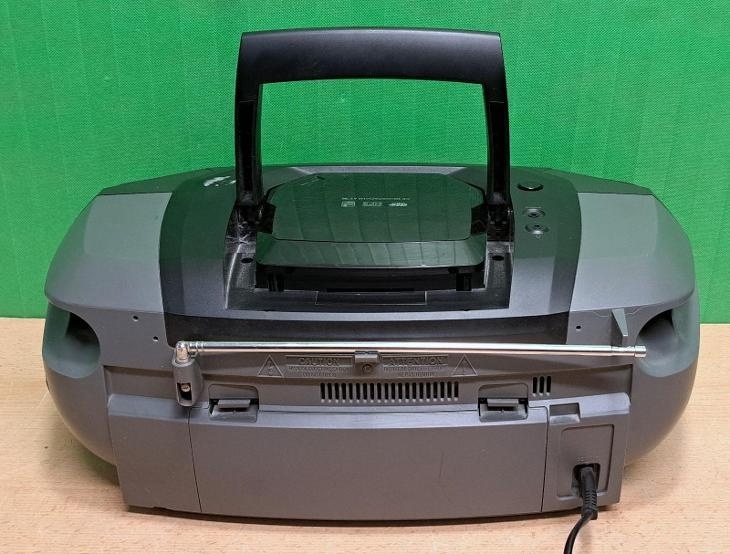 PHILIPS AZ prenosné rádio CD veža 230v - 4