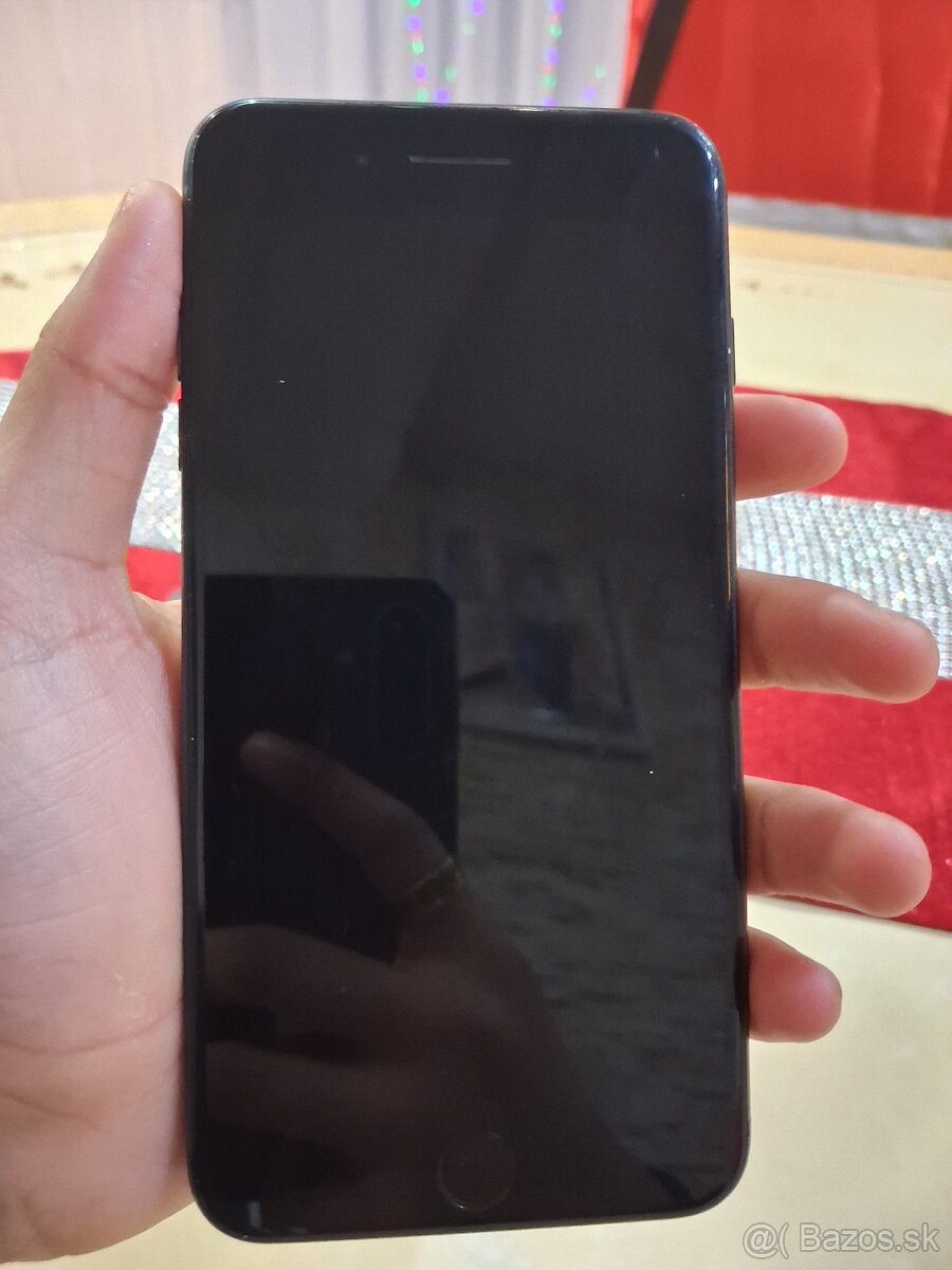 IPhone 8plus - 4