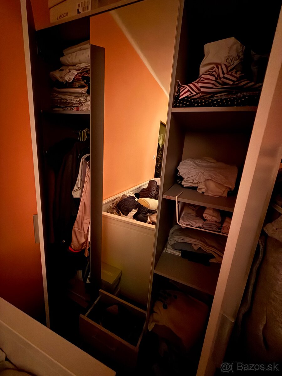 Šatníková skriňa - 4