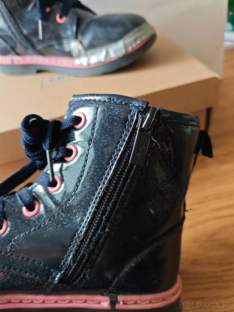 Predám jesenné dievčenské čižmičky micky Maus - 4