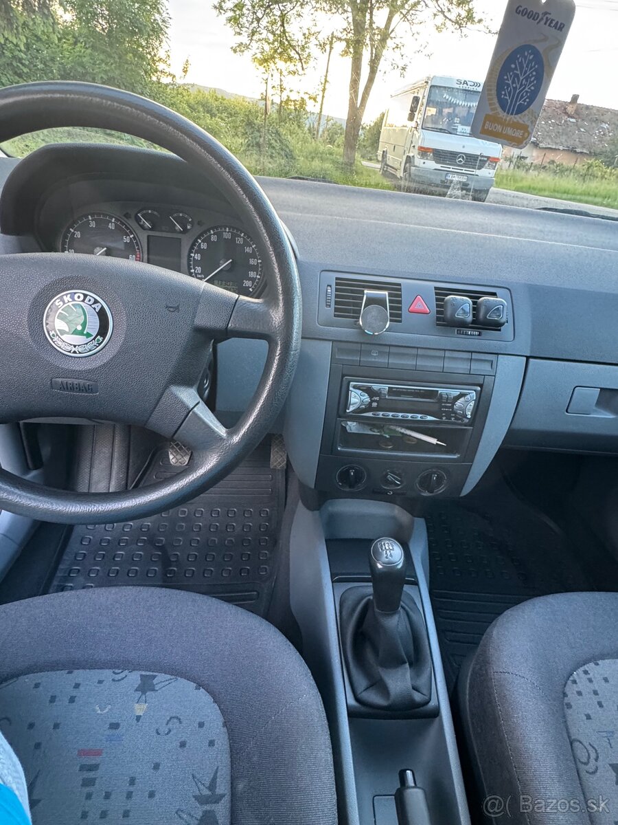 Škoda Fabia 1.4 MPI - 4