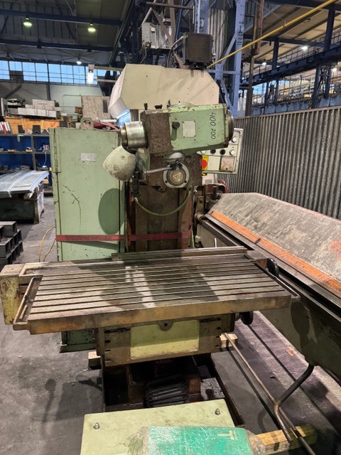 Nástrojářská frézka TOS FN 40 - 4