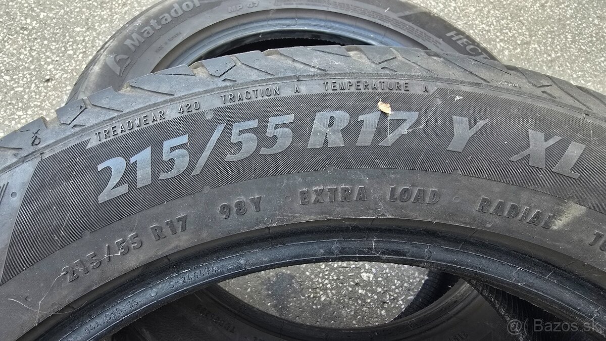 215/55R17 - 4