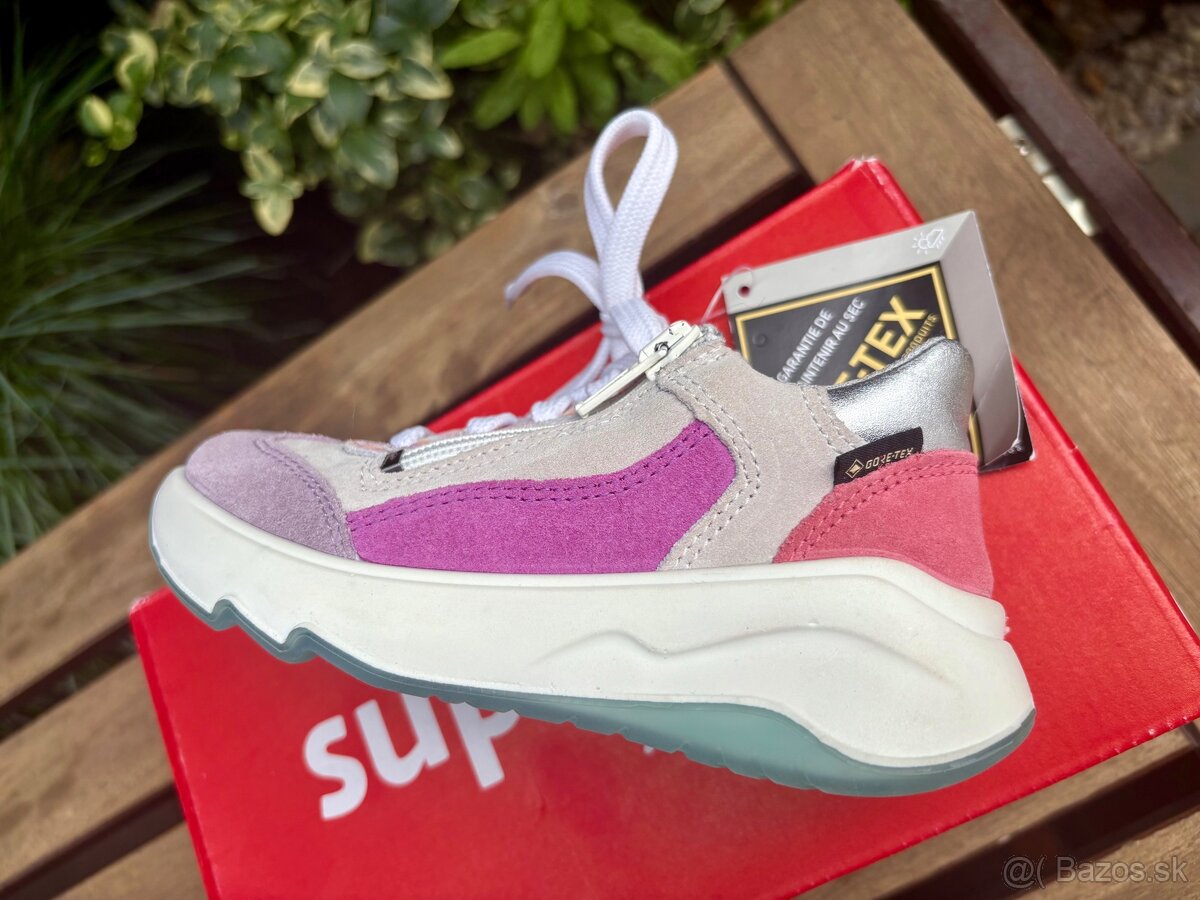 Krasne a nepouzite Superfit detske tenisky 26 - 4