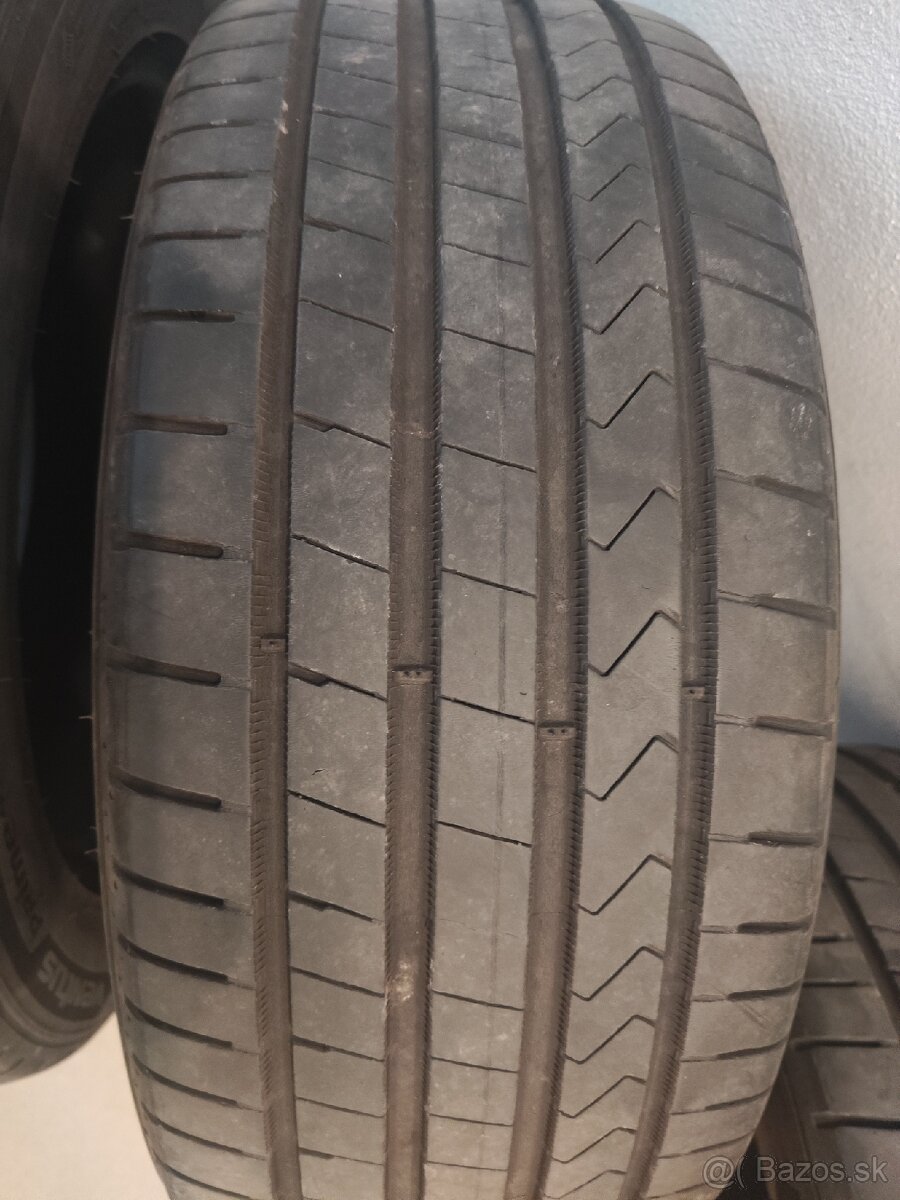 HANKOOK VENTUS PRIME 4 205/55/R16 - 4
