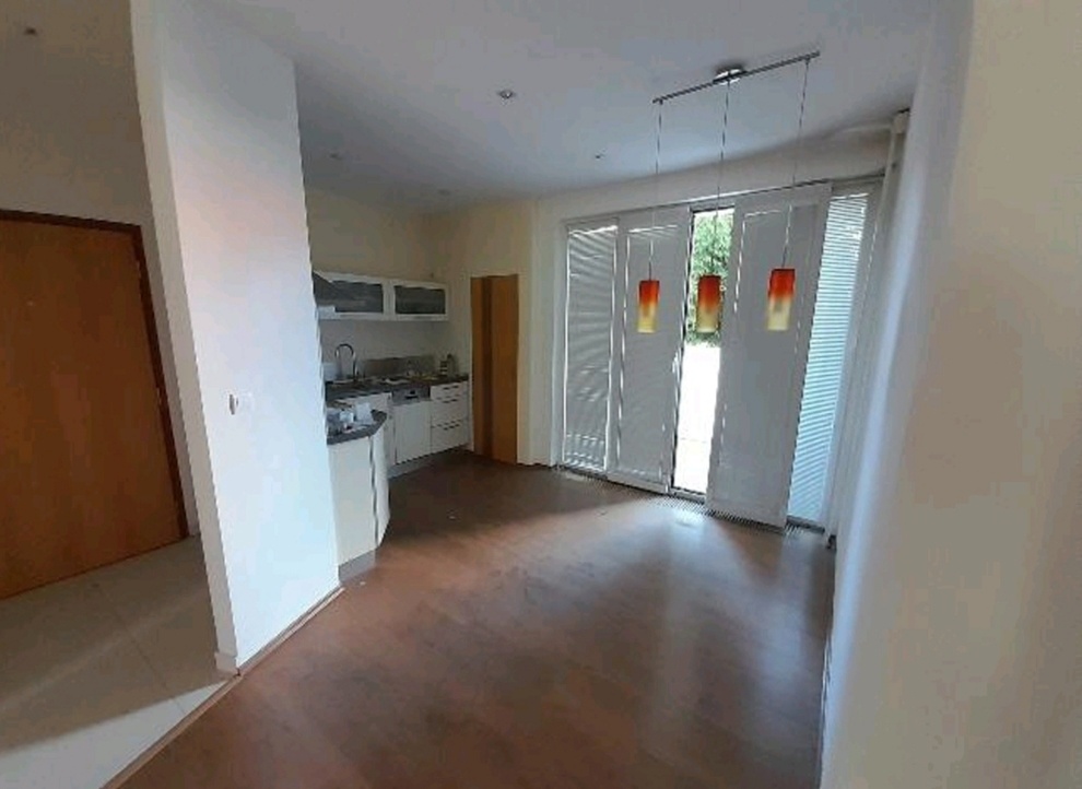 3,5 izbovy byt s 2 loggiami v centre, MOZNA DOHODA - 4