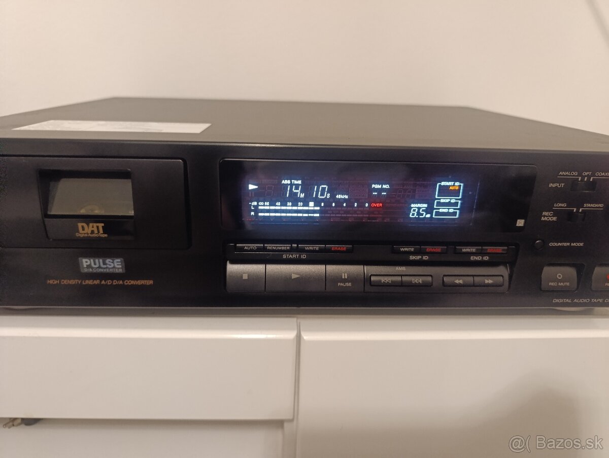 Sony-DAT Rezervované - 4