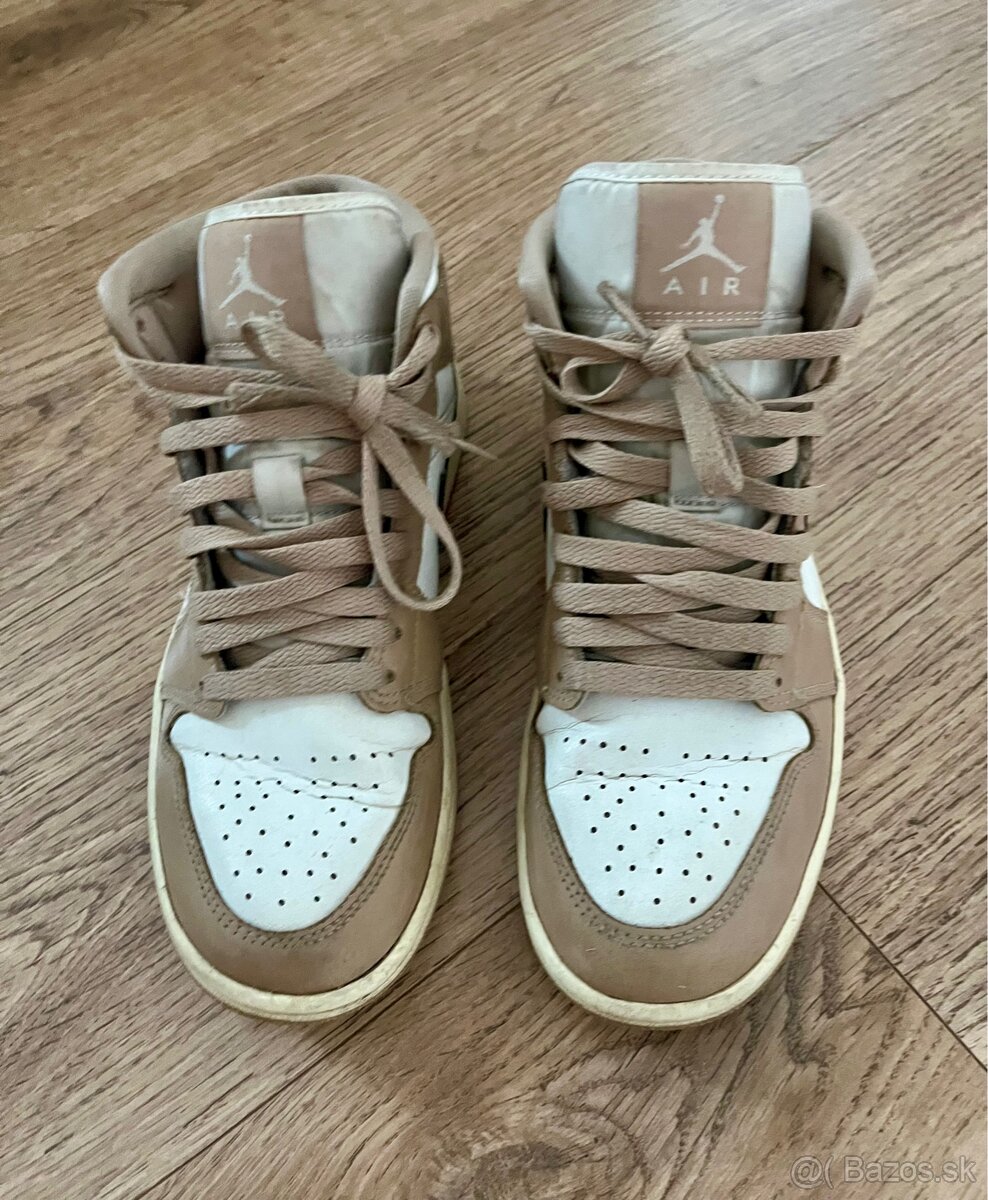 Nike Air Jordan 1 Mid Desert - 4