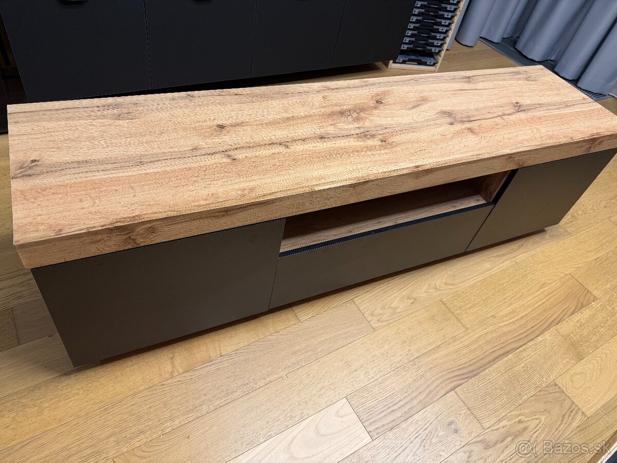 Predám TV stolík (skrinku) - 4