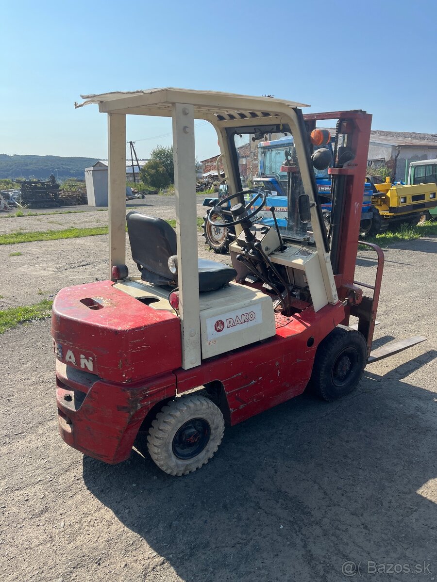 Vysokozdvižný vozík Nissan NH01. 1,5t - 4