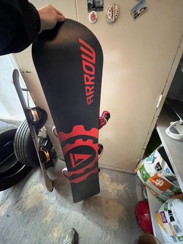 Predám snowboard - 4