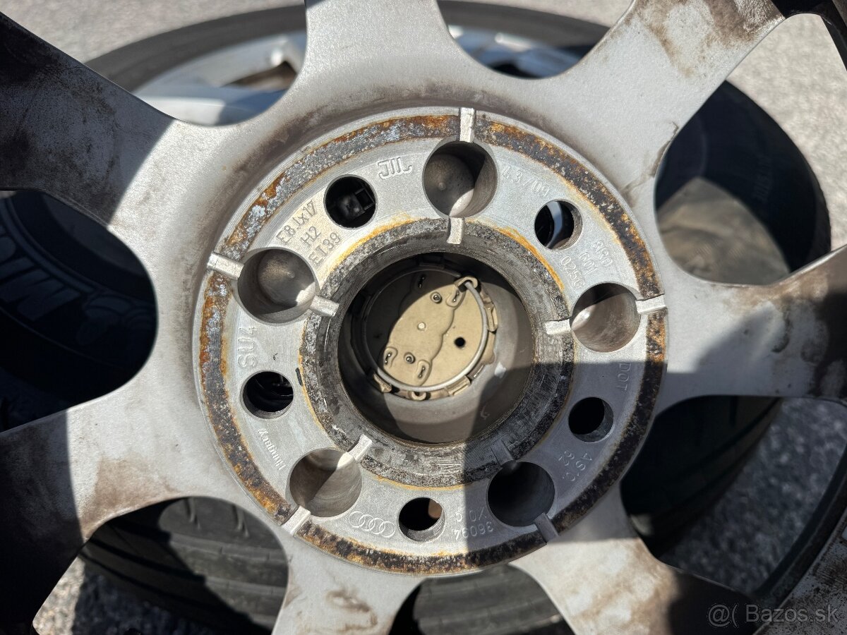 Audi Q5 235/65R17 - 4