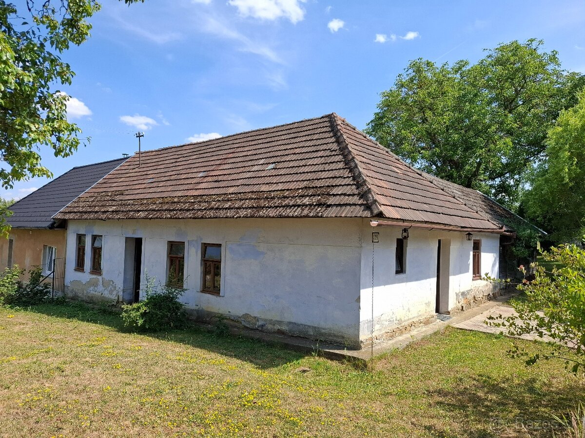 CHALUPA NA MYJAVSKÝCH KOPANICIACH - 4