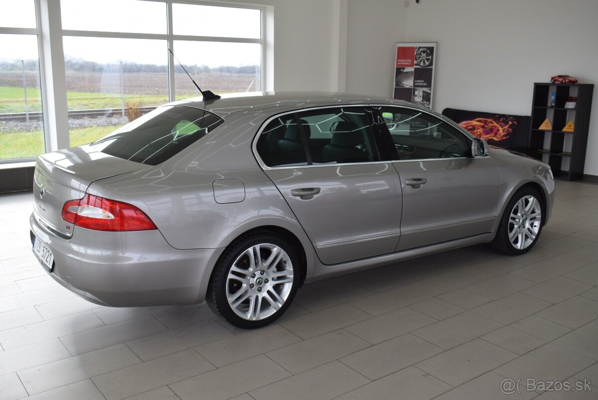 Škoda Superb 2,0 TDi 125 kW, Elegance,DSG,NAVI,XEN, - 4