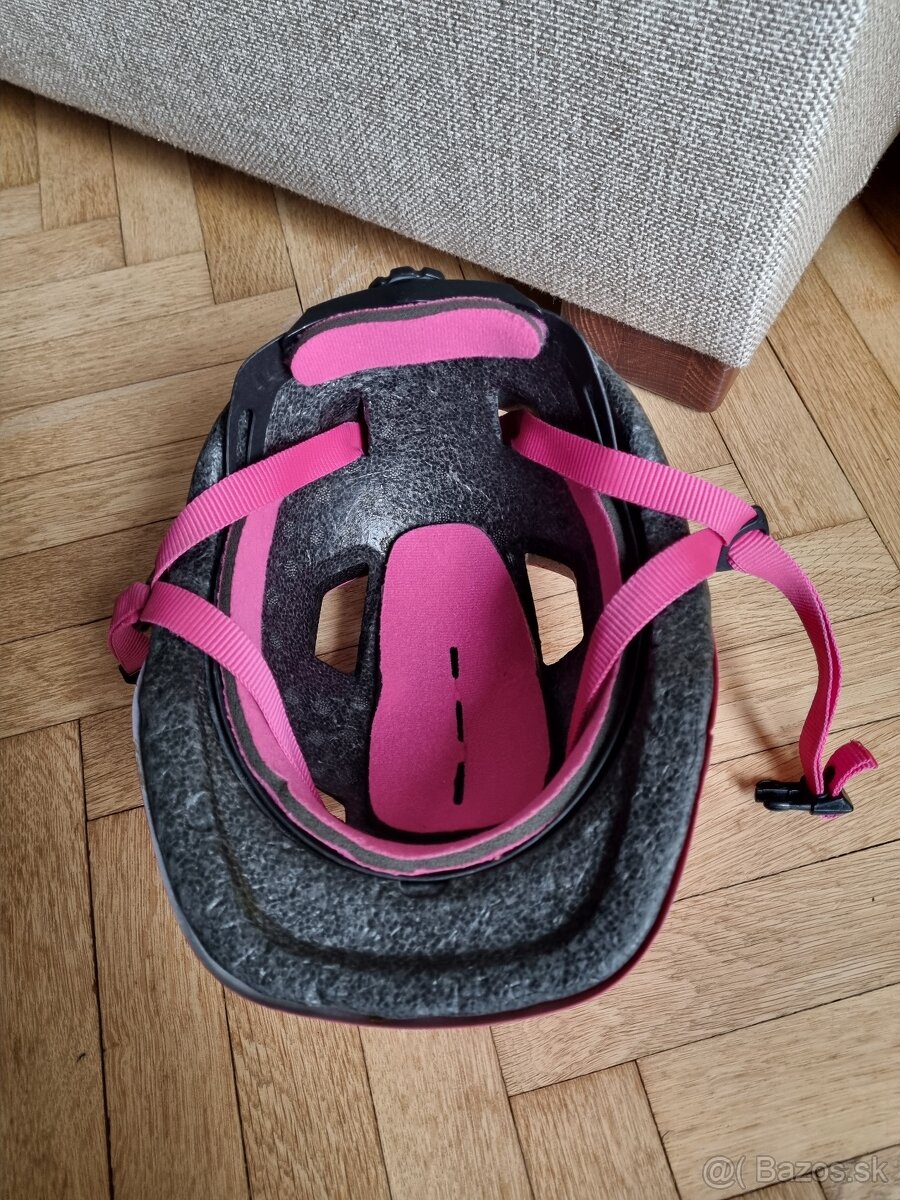 Dievčenská prilba - 4