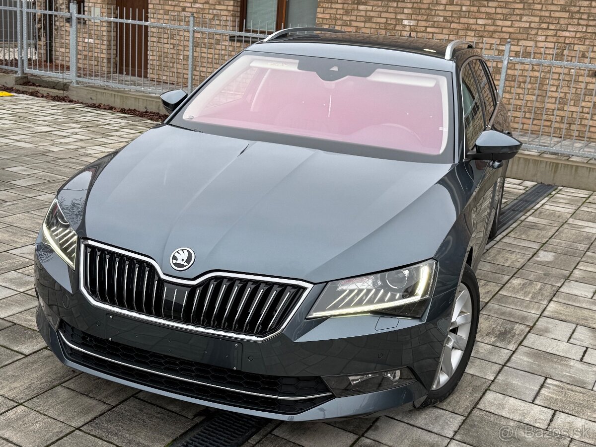 Superb Style Plus 1.8TSI DSG - 4