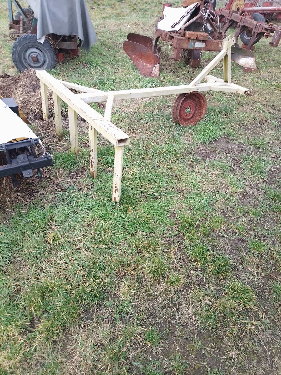 Polnohospodarsaka technika - 4