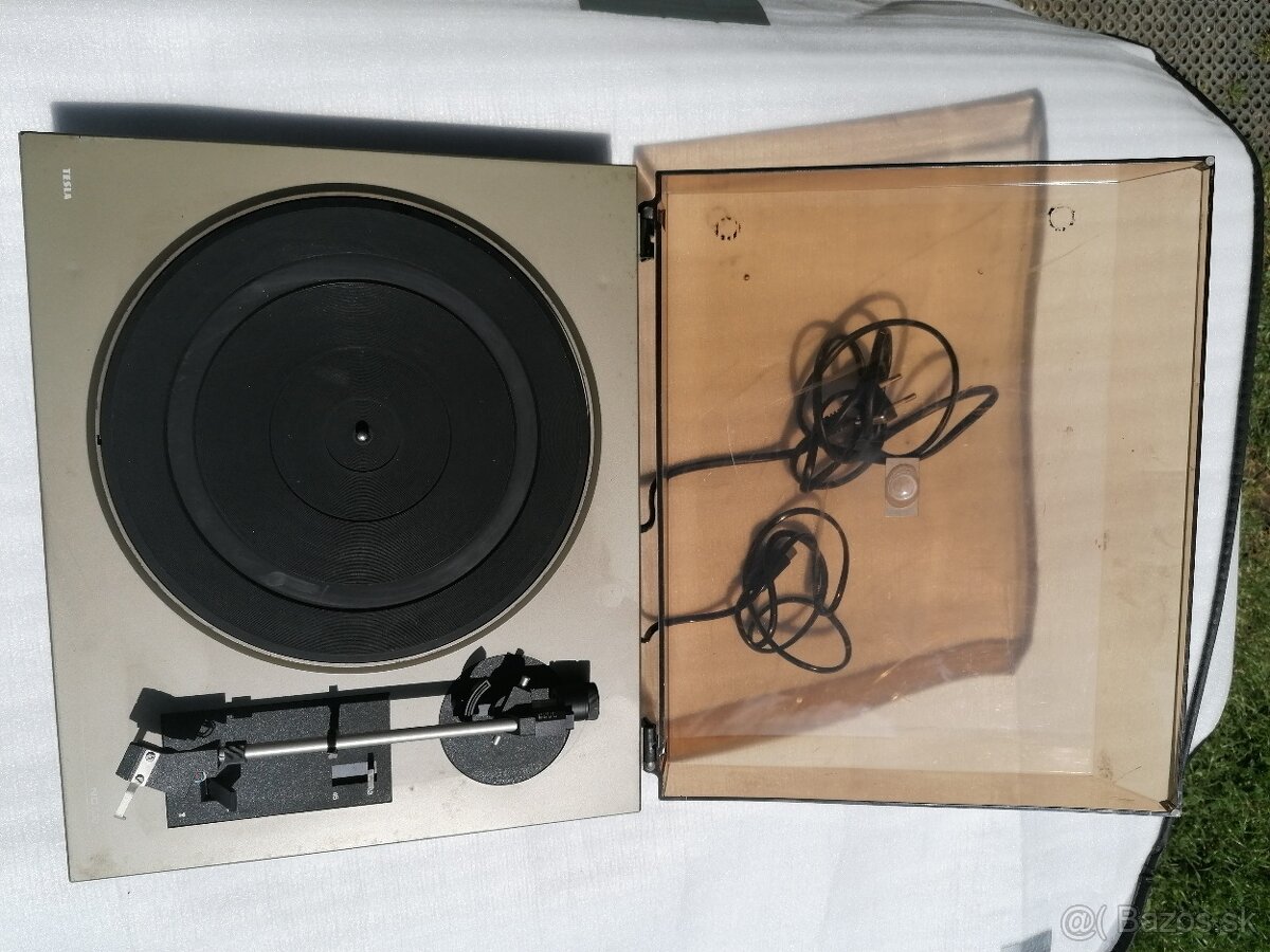 Gramofón TESLA NC 300 - 4