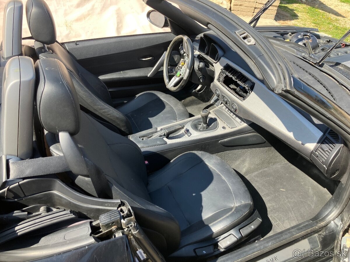 Predám BMW Z4 2.5 i bez TP - 4