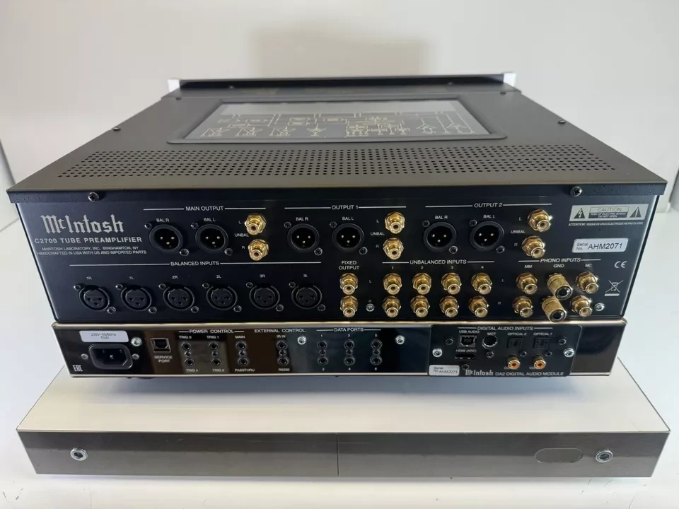 McIntosh C2700 predzosilňovač trubice - 4