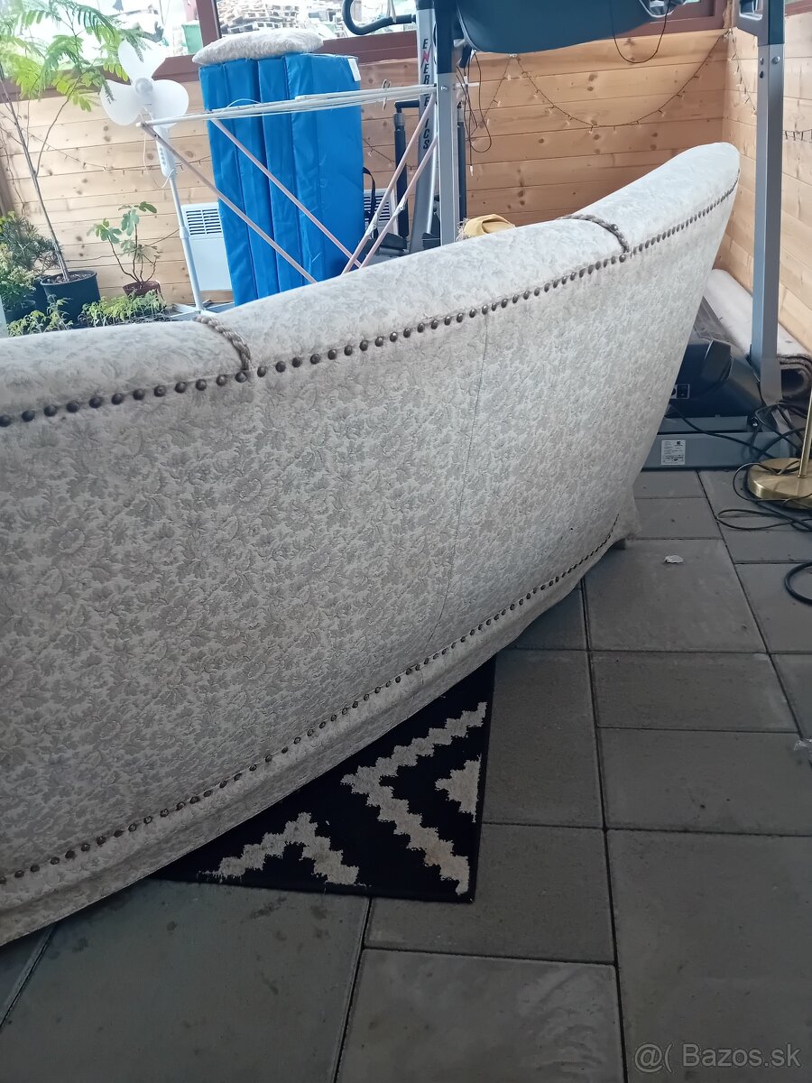 Predám starý gauč - 4