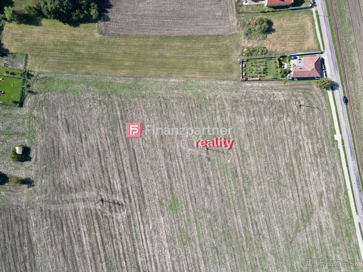 Na predaj stavebný pozemok o rozlohe 2924 m² - 4