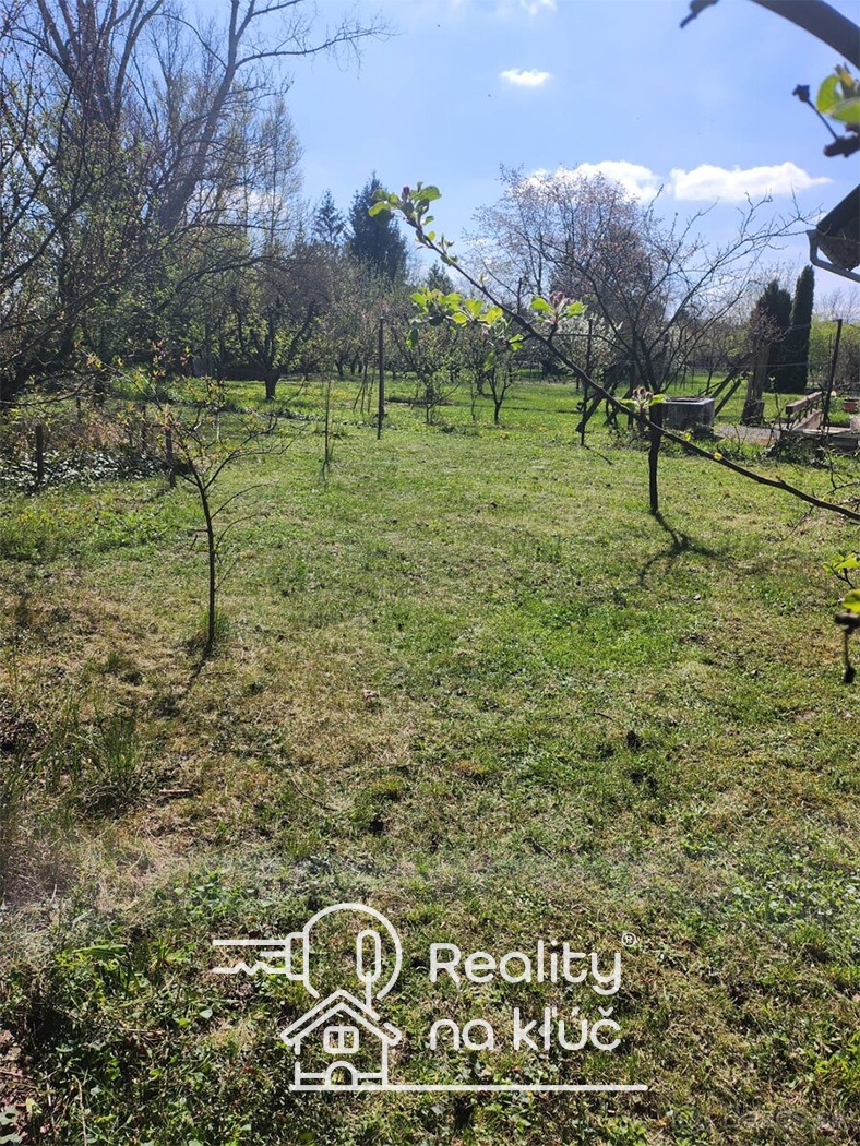 Na predaj chata so záhradou v Úľanoch nad Žitavou - 4