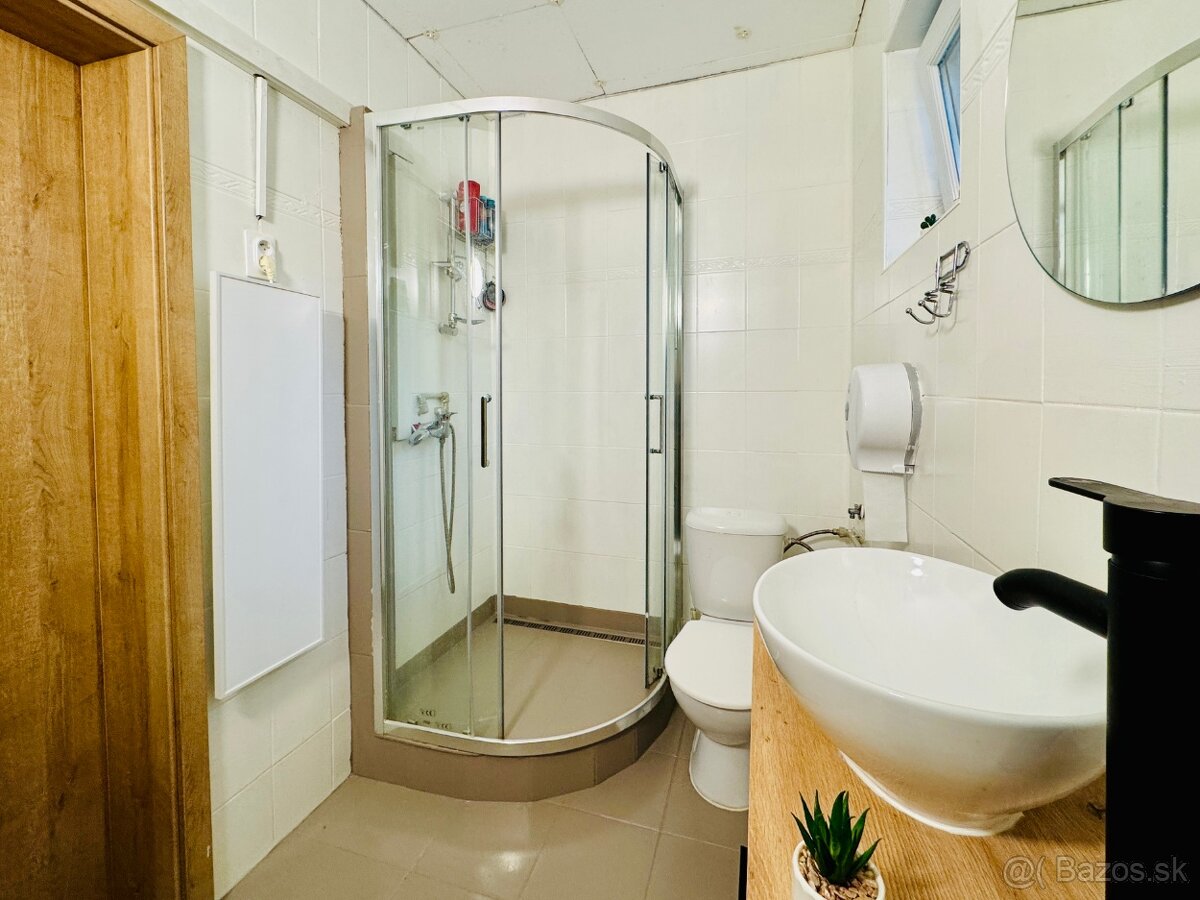 Na predaj rekreačná chata s pozemkom, Domaša, Valkov - 4