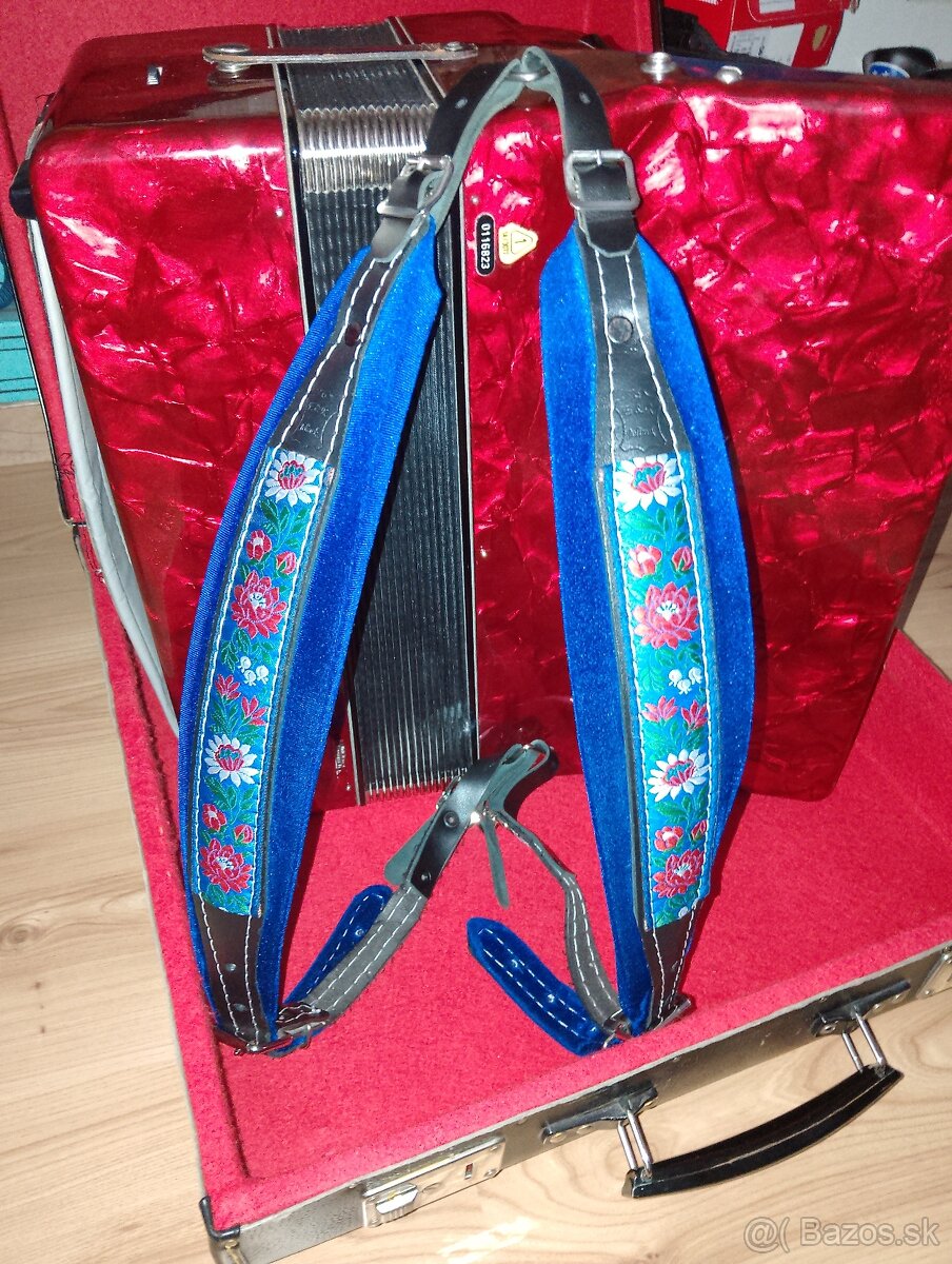 Akordón Weltmeister 80 - 4