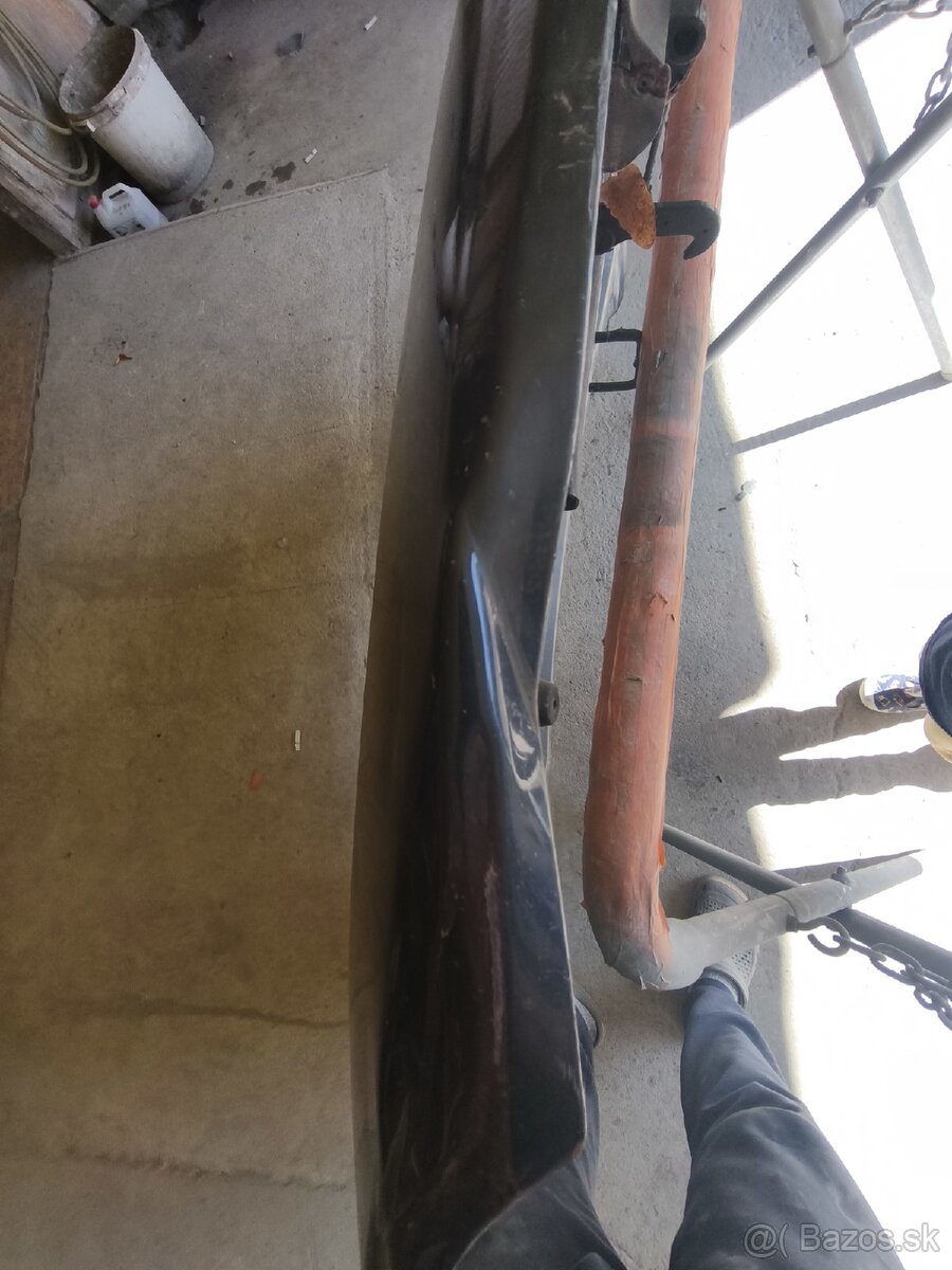 Kapota na Hyundai Tucson - 4