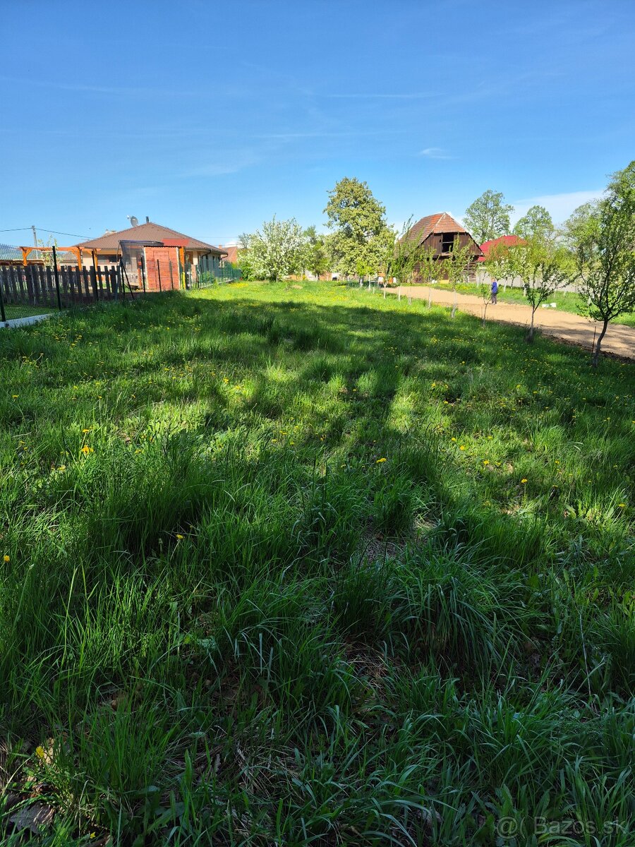 Predám pozemok - 4