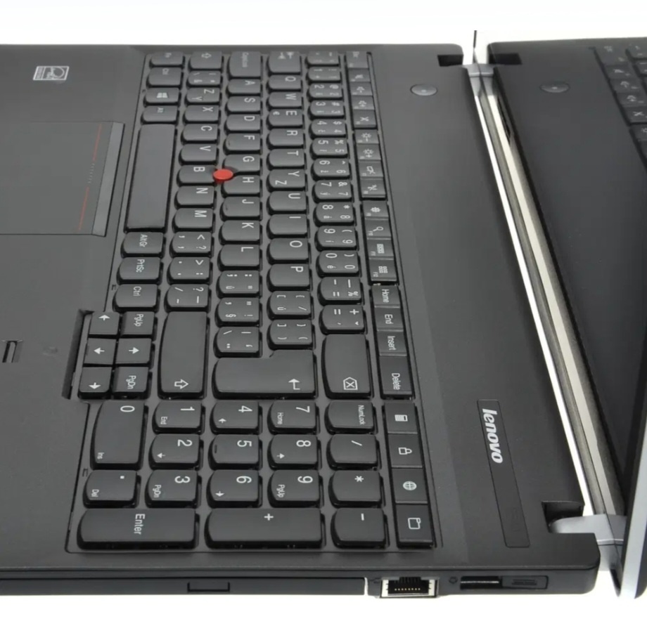 Predam Lenovo ThinkPad s dotykovym IPS displejom 15,6". - 4