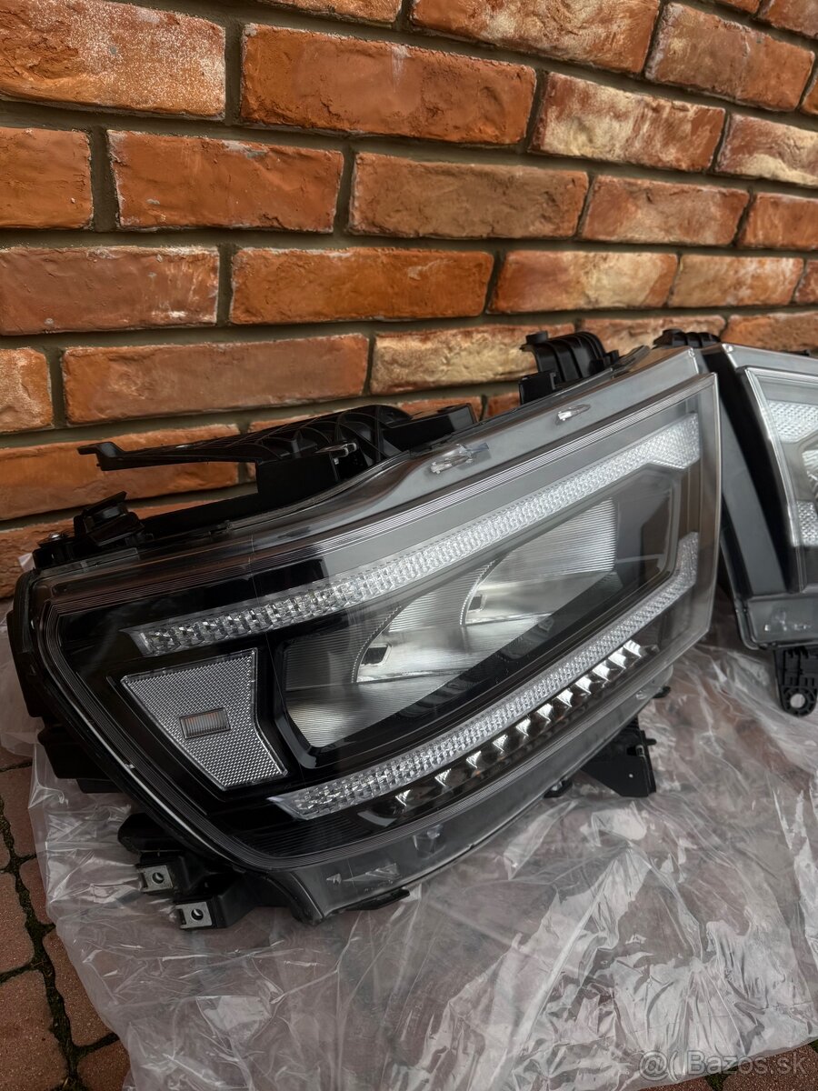 Svetla Dodge Ram 1500 2019-2022 - 4