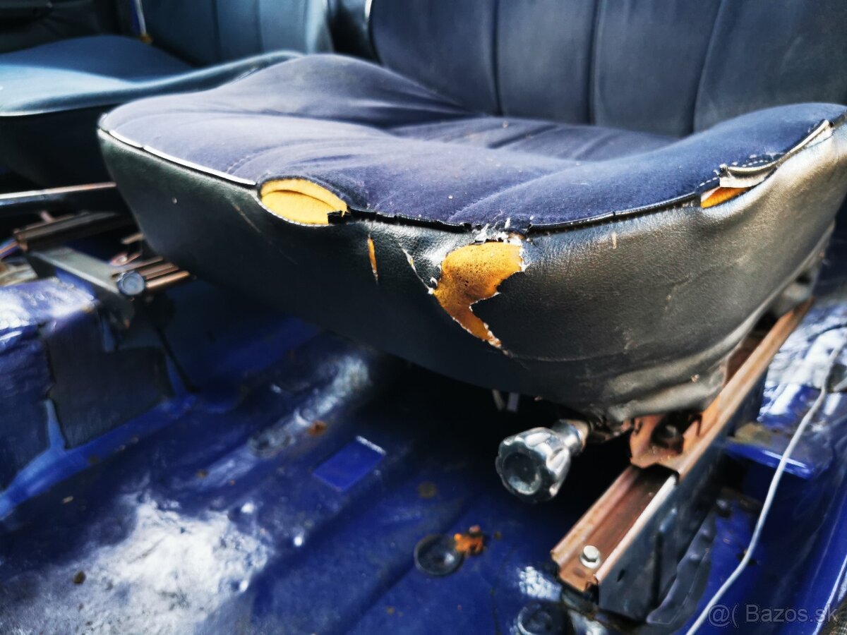 Lada Vaz Žiguli 2107 sedačky - 4