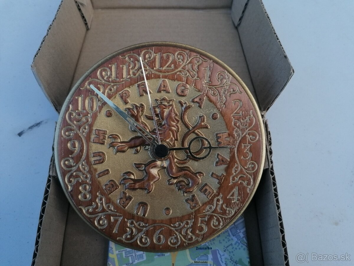 Predám drevené nástenné hodiny Praha - 4